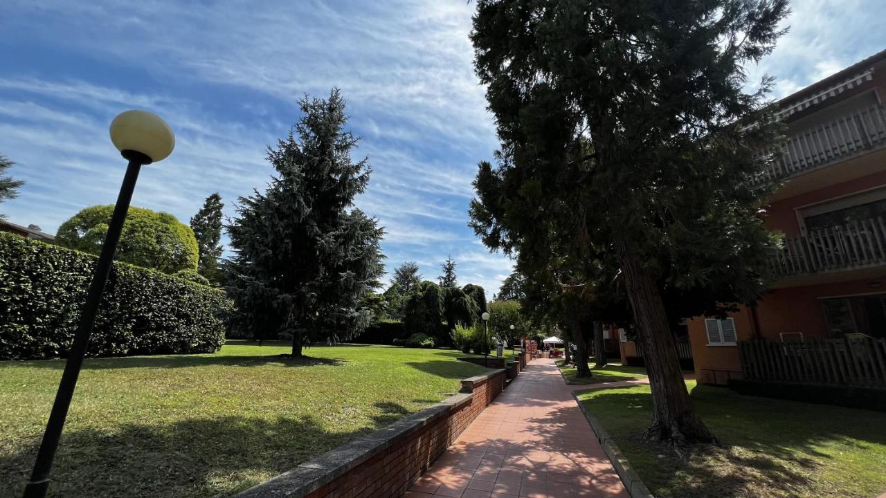 Premium Apartments Peschiera Peschiera del Garda Exterior photo