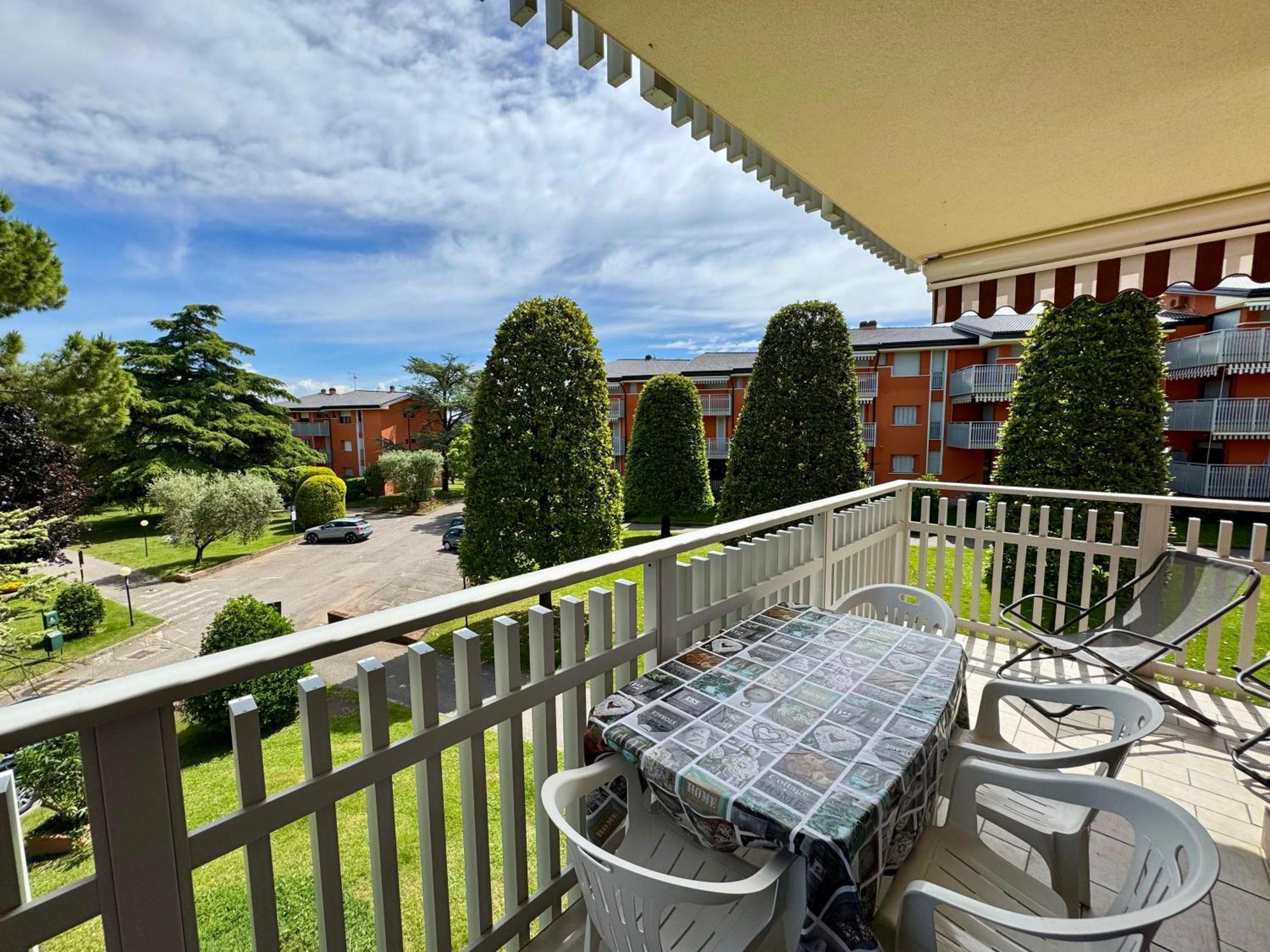 Premium Apartments Peschiera Peschiera del Garda Exterior photo
